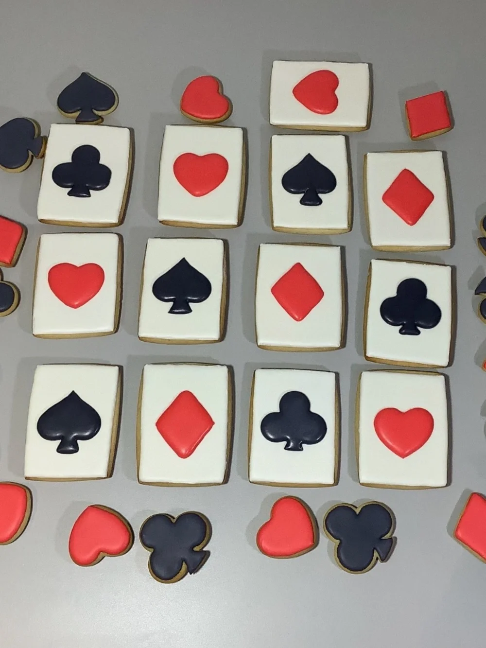 Poker Playing Card Cookie Cutter Set – Rectangle, Heart, Diamond, Club & Spade